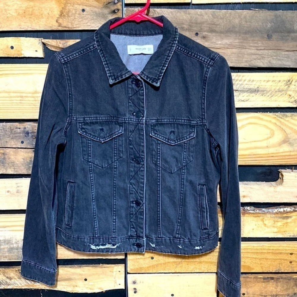 Woman’s Mango Denim Black Distressed Jean‎ Jacket Size Medium